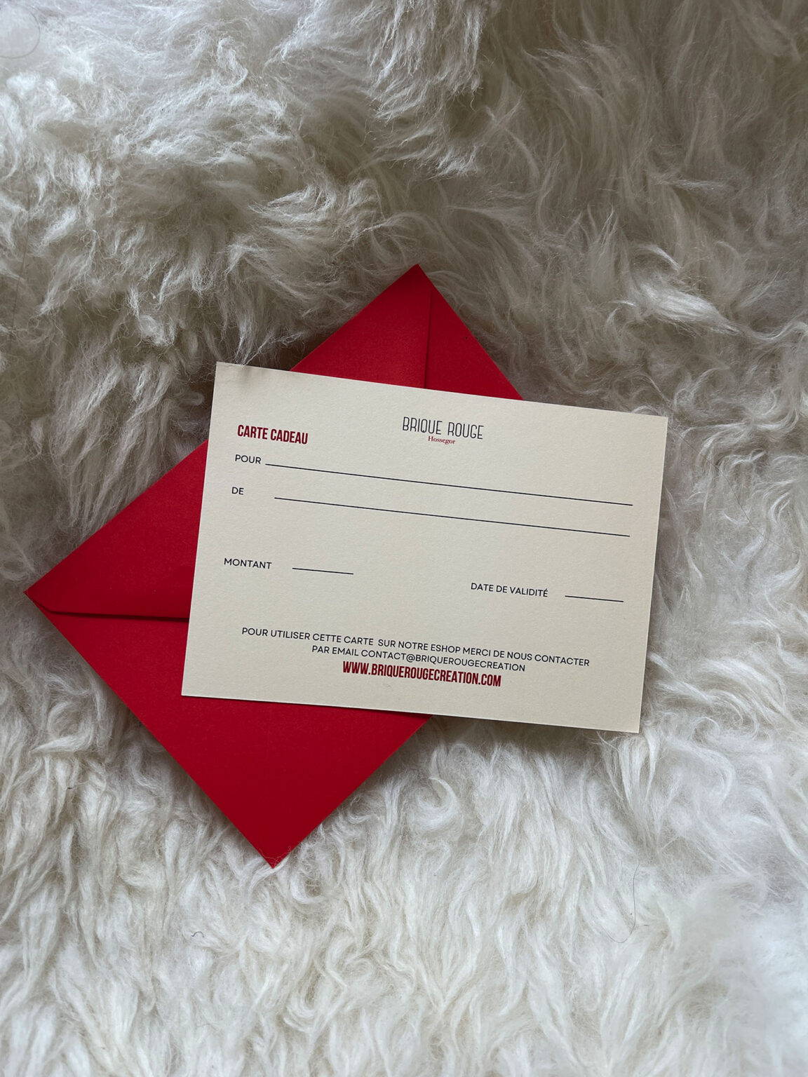 Carte cadeaux - verso - brique rouge - Brique Rouge - Sacs et pochettes à composer - Éco-conçus en France, produit en Europe
